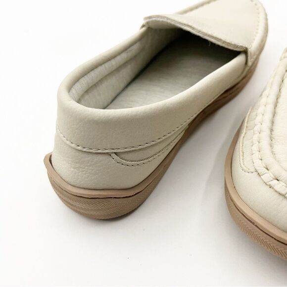 MY SLIPPERS By My Pillow Leather Cream Memory Foam Slip On Moccasins, Size 7 - Picture 10 of 11